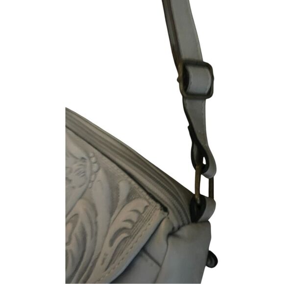 B.O.C. Gray Western Style Embossed Vegan Leather Crossbody Shoulder Bag - Picture 4 of 8